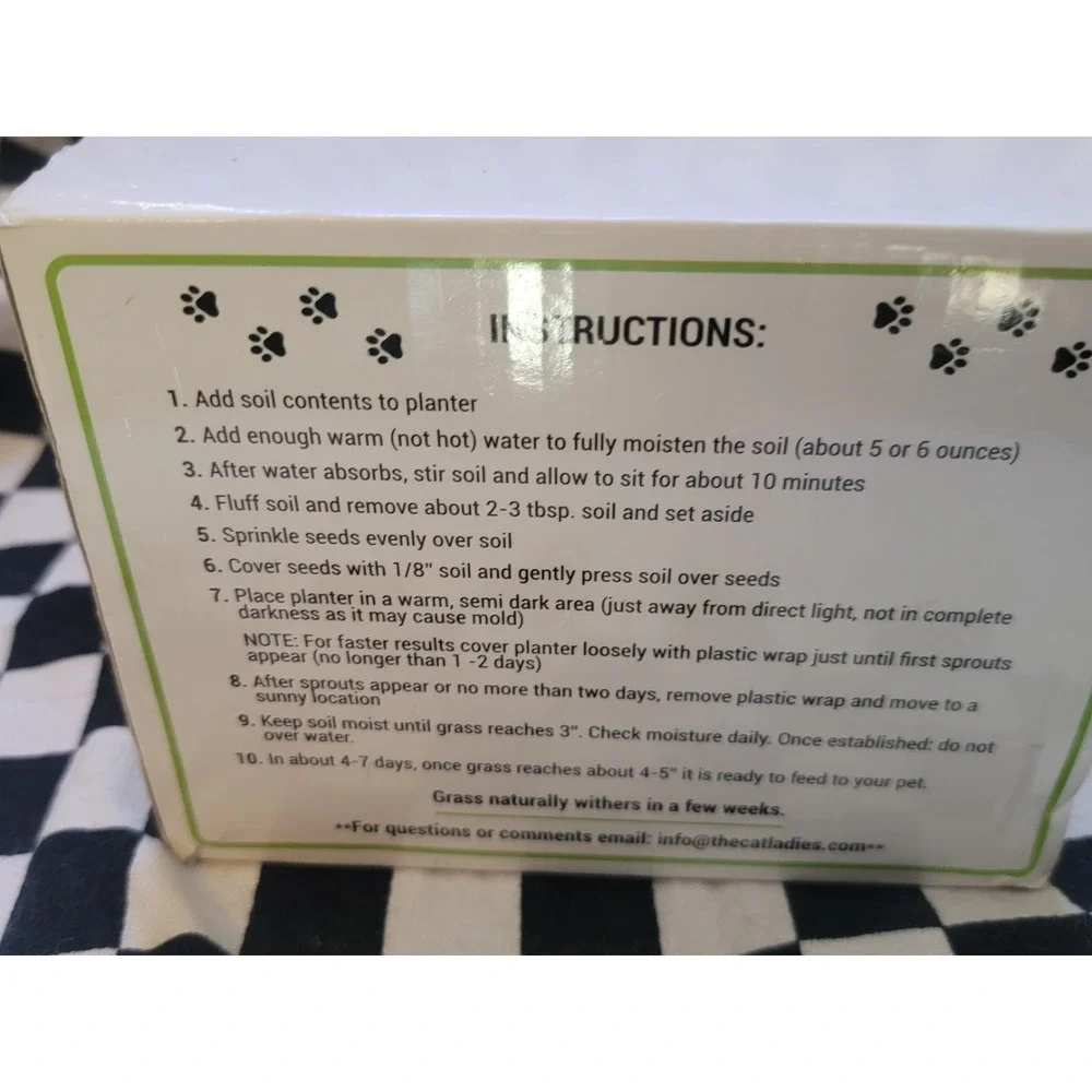 the cat ladies description 🐱